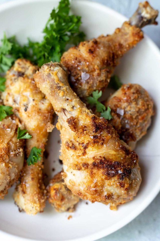 AIR FRYER CHICKEN DRUMSTICKS - KETO ★ Tasty Air Fryer Recipes