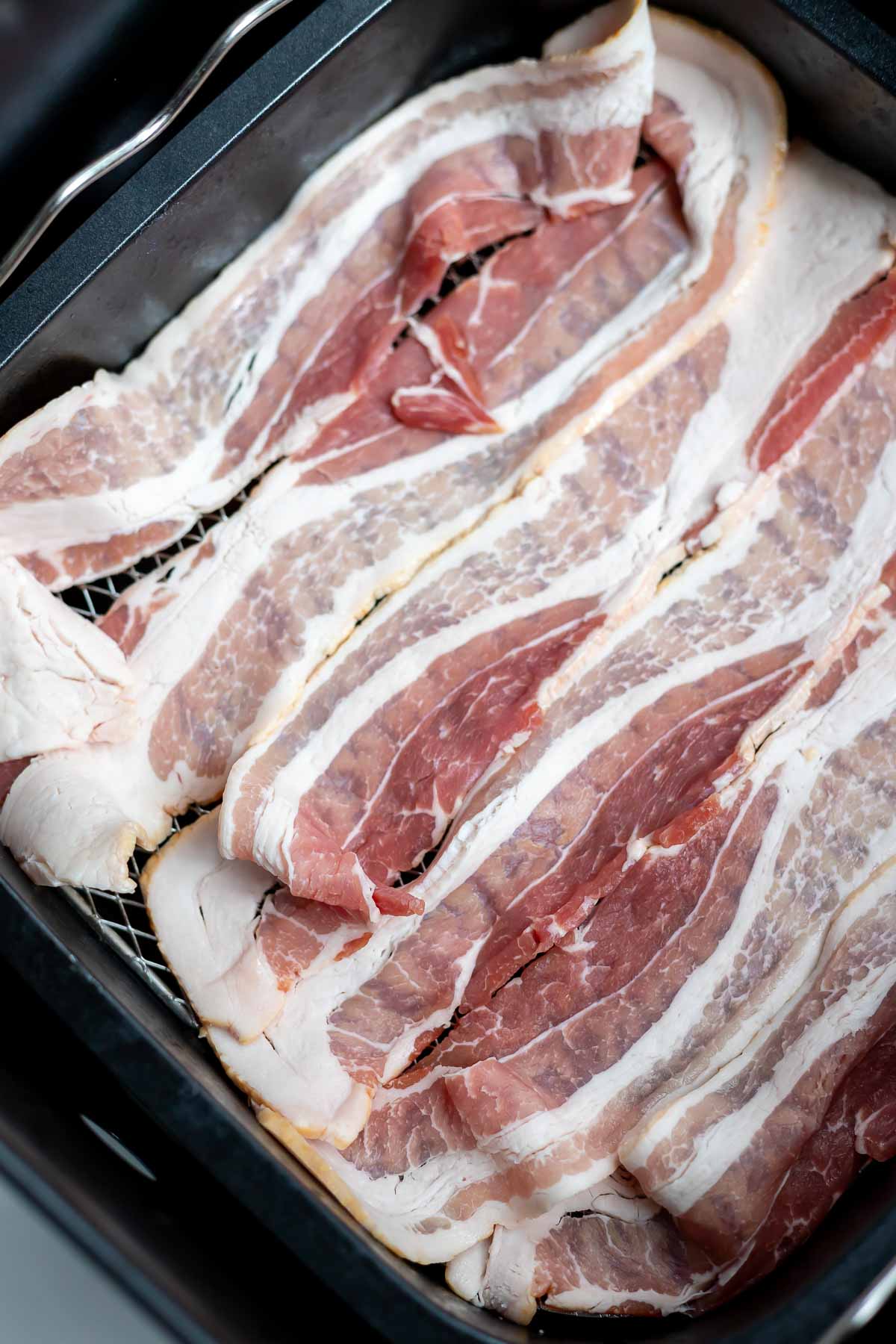 raw bacon in air fryer basket