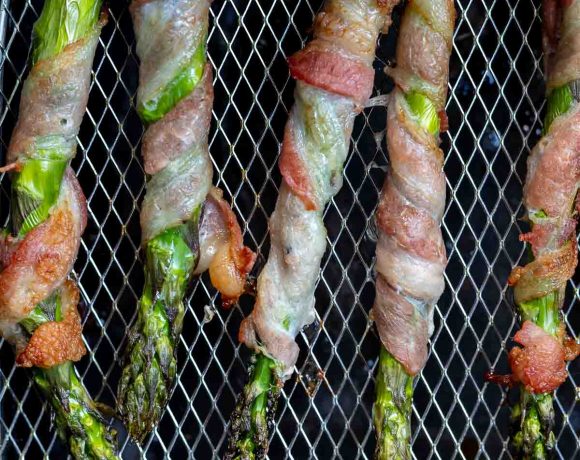 bacon wrapped asparagus in air fryer basket