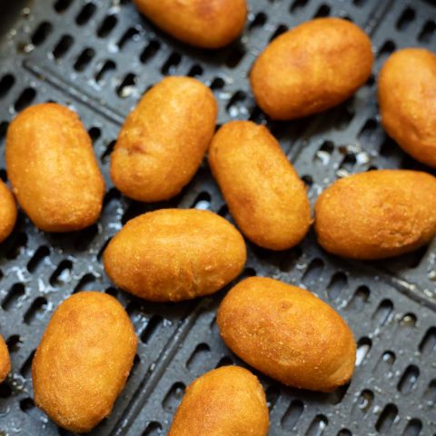 How To Cook Mini Corn Dogs In Air Fryer - Tasty Air Fryer Recipes