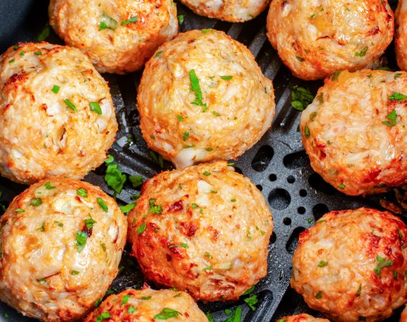 meatballs in air fryer basket